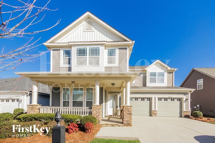 Primary Photo - 9829 Skybluff Cir