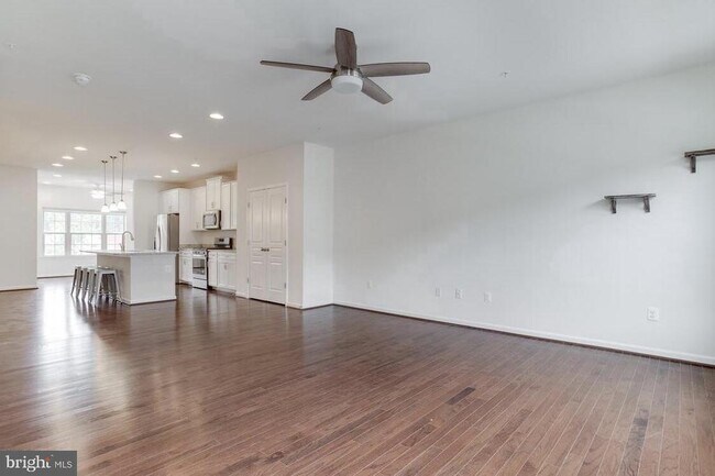 Building Photo - 7907 Moss Brook Ct