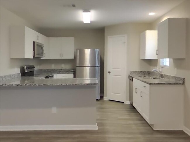 Building Photo - 15685 Briar Frst Dr