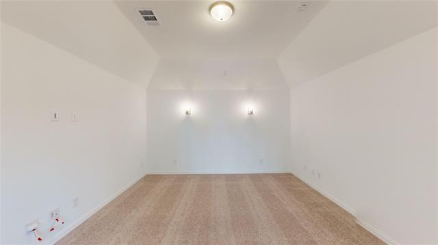 Building Photo - 3916 Linear Dr