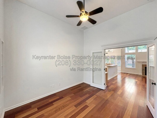 Building Photo - 650 E Whitney Ct