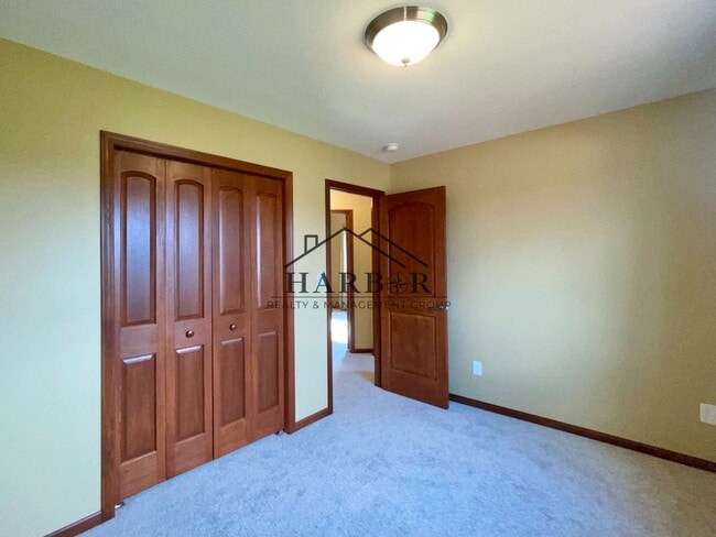 Building Photo - 5011 4th St NW