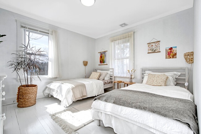 Bedroom two - 38 Ferry Ln E