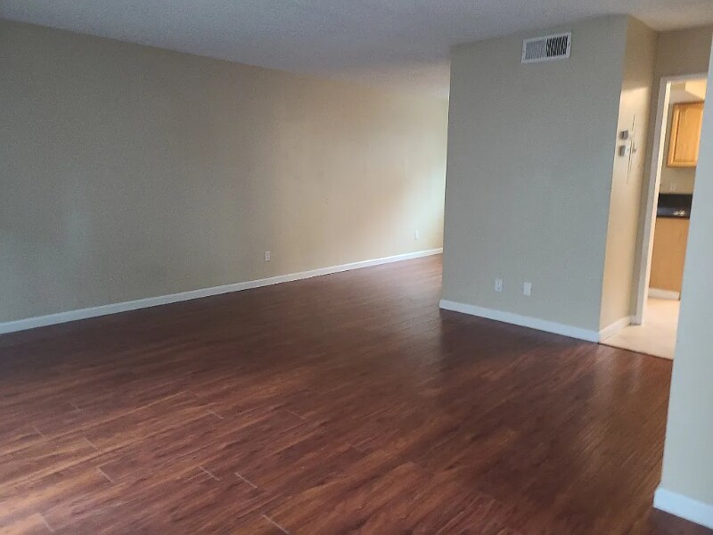 Building Photo - 6140 Gloria Dr