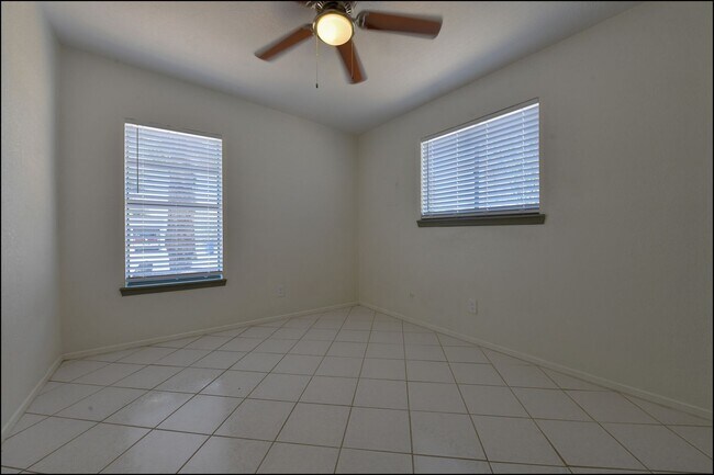 Building Photo - 6300 Jebel Way