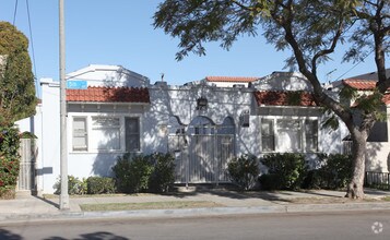 Building Photo - 963 E 5th St