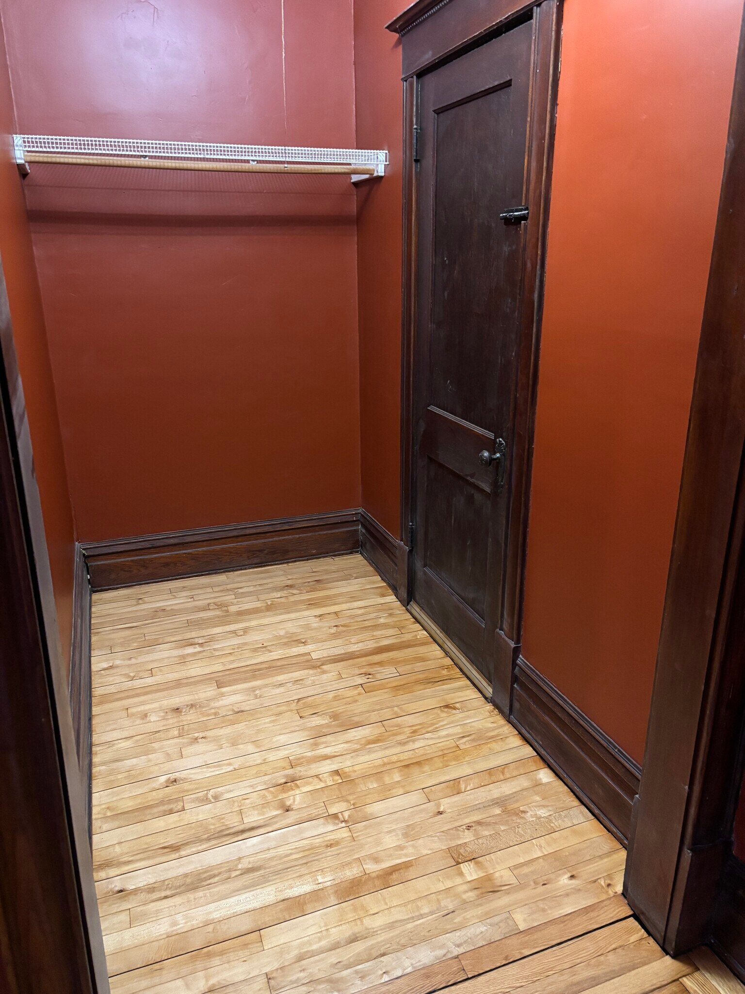 Building Photo - 3204 Minnehaha Ave