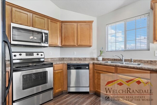 Building Photo - Spacious 3-Bed, 2-Bath Condo in West Jordan