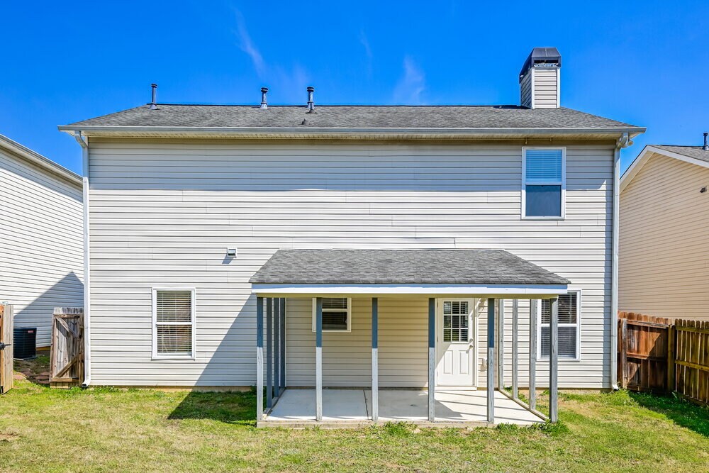 Building Photo - 2009 Farm Hill Ct