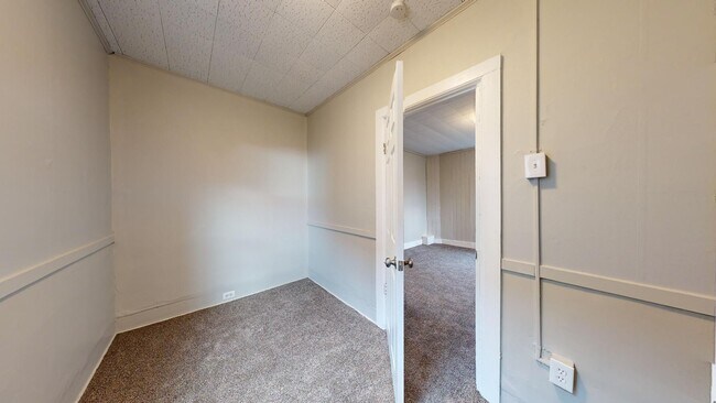 Building Photo - 2230 Kinkel Ave