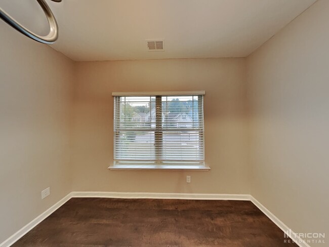 Building Photo - 147 Southwind Ln