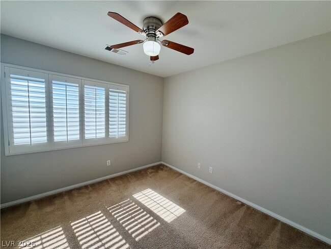 Building Photo - 865 Plantain Lily Ave