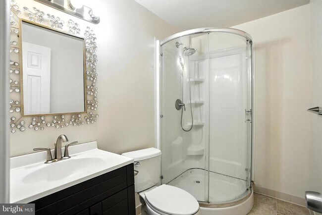 Building Photo - 12863 Mill Brook Ct