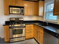 Building Photo - 22 Main St