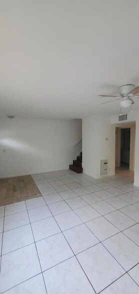 Building Photo - 7344 NW 75th St