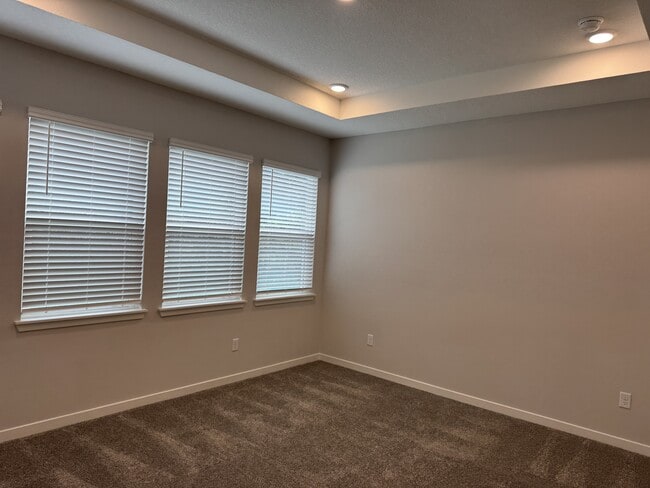 Building Photo - 96549 Stillpoint Wy