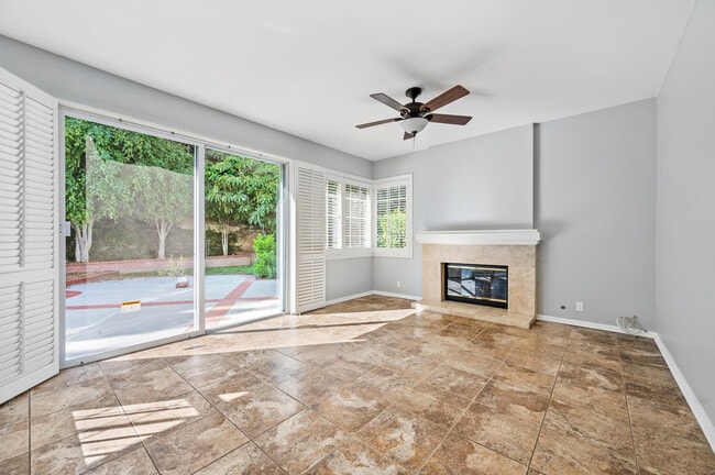 Building Photo - 945 Finnell Way