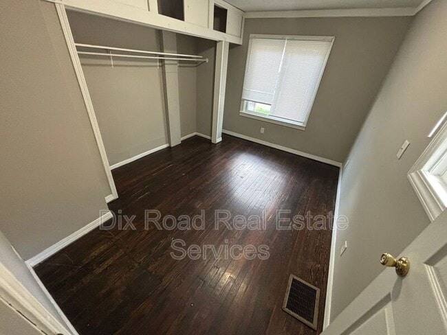 Building Photo - 3265 Buell St