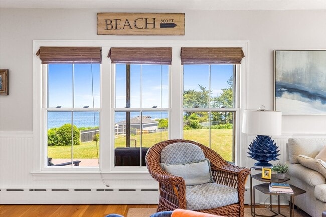 Building Photo - 15 Sheldon Rd