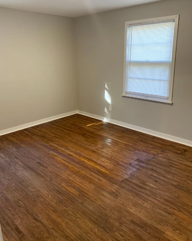 Building Photo - 2 Bed 1 Bath in South Wichita