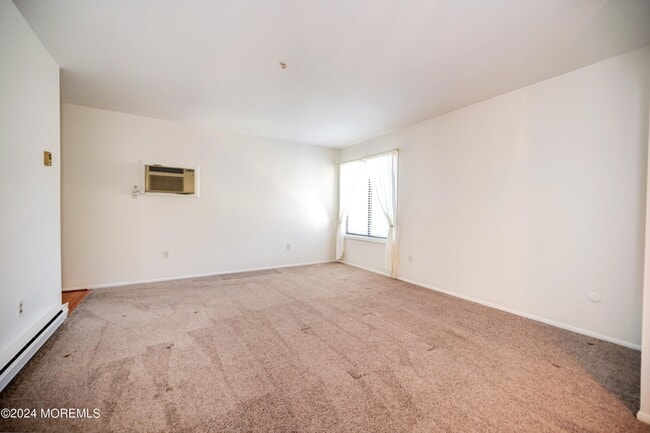 Building Photo - 59 Amberly Dr