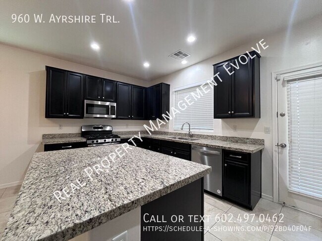 Building Photo - 960 W Ayrshire Trail