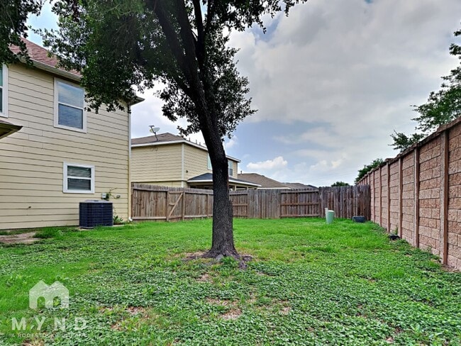 Building Photo - 7102 Cypress Pr Dr