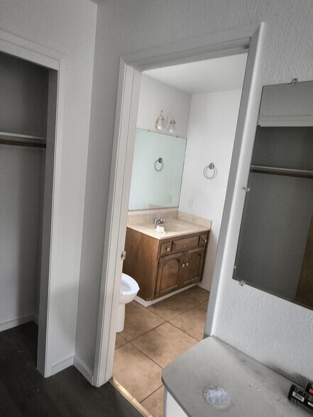 Building Photo - 310 Saint Michael Ct