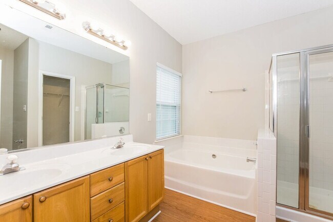 Building Photo - 4783 Lauren Glen St NW