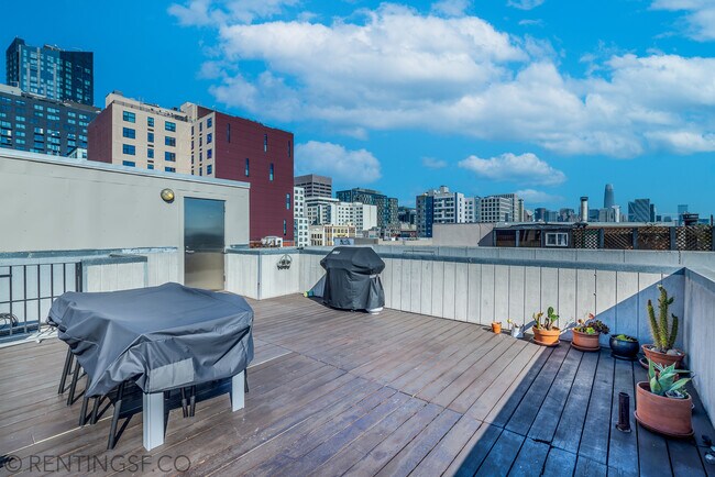 Building Photo - 940 Natoma St