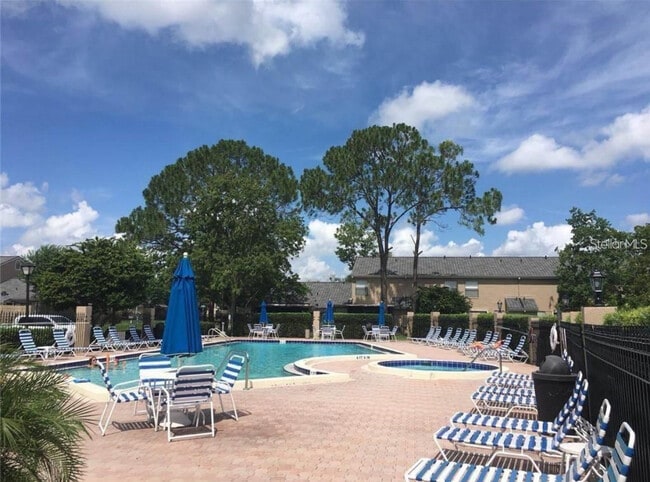 Building Photo - 606 Casa Park L Ct