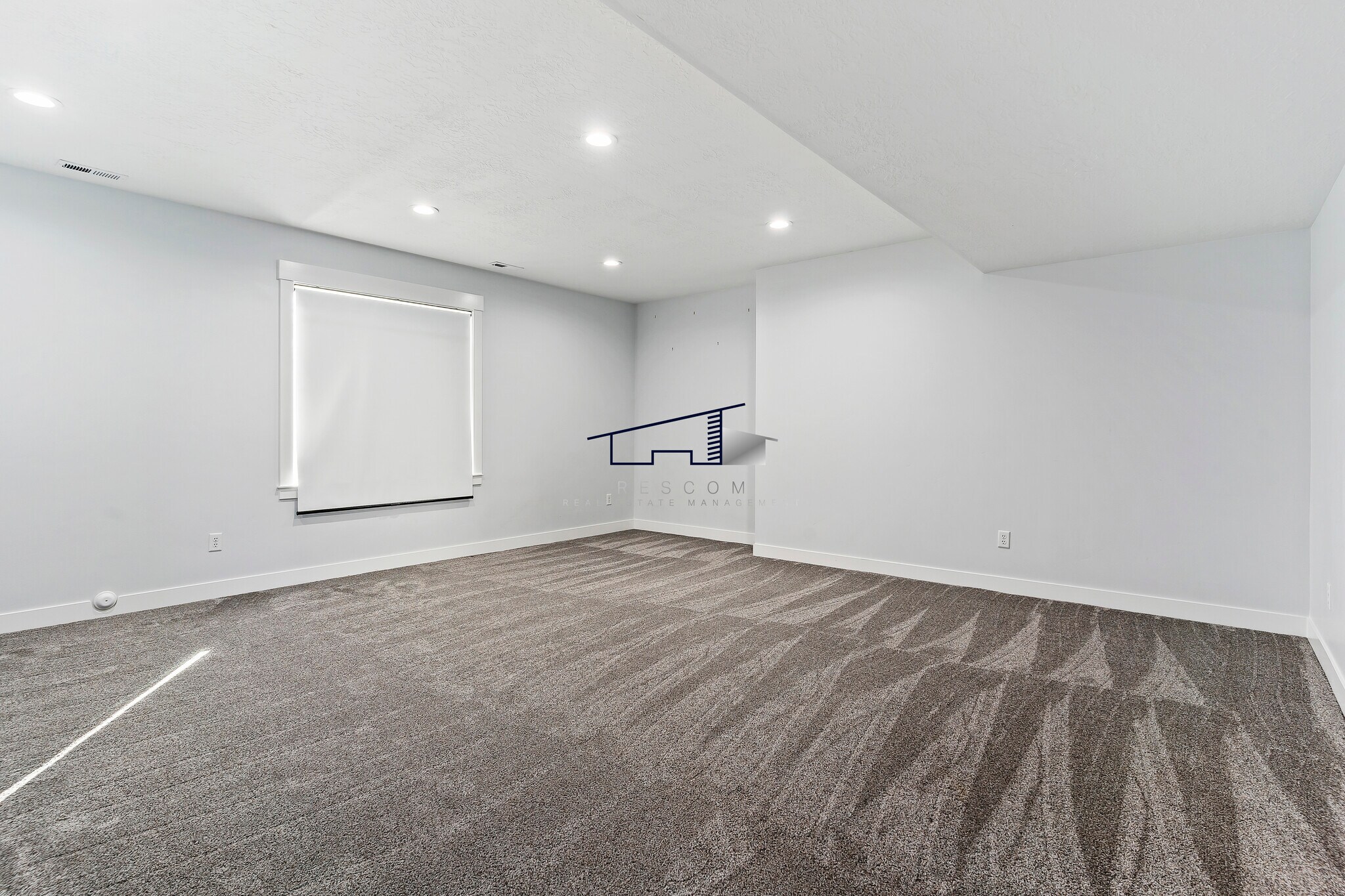 Building Photo - 369 W Clark Cir