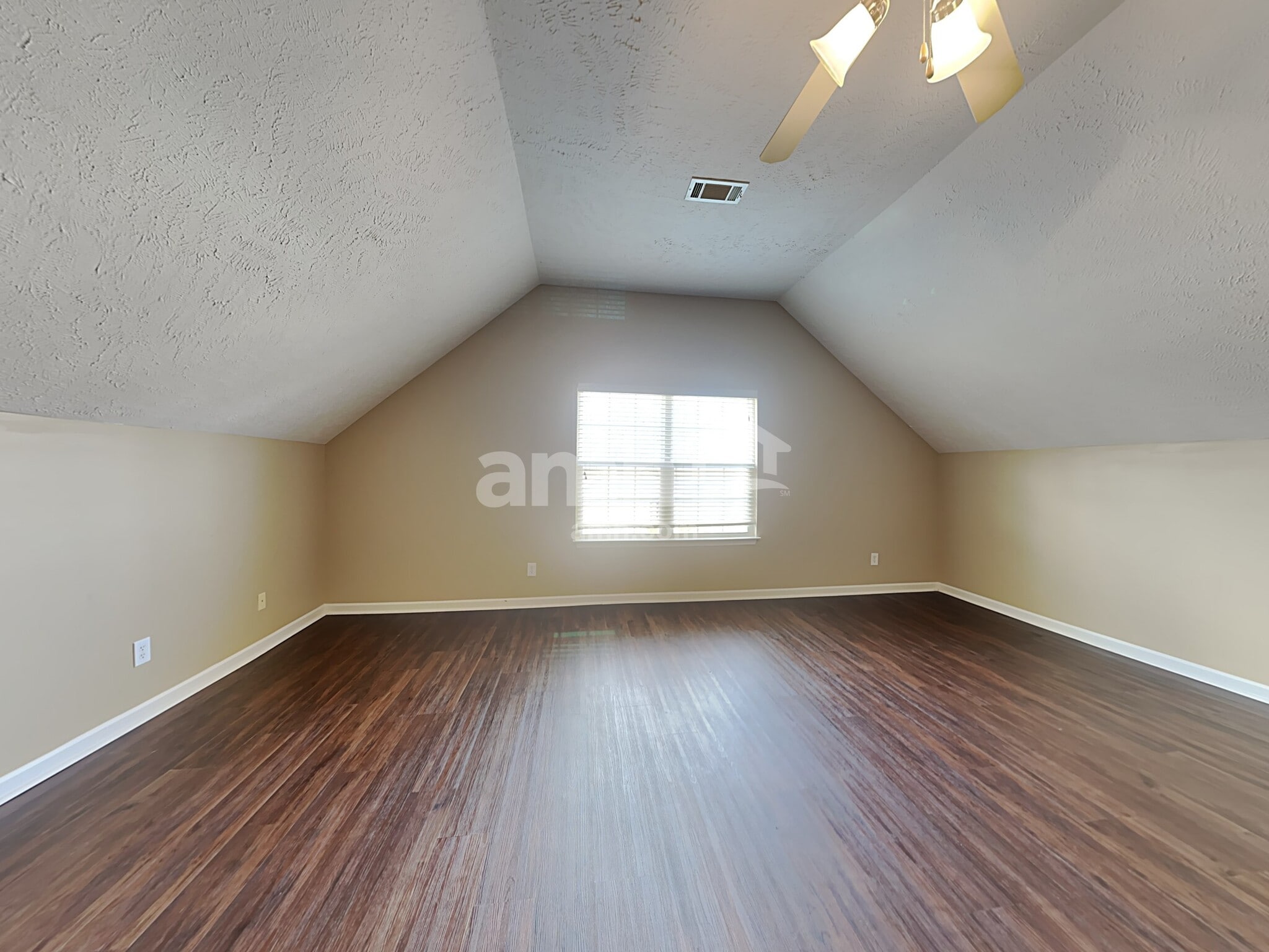 Building Photo - 366 Sarava Ln