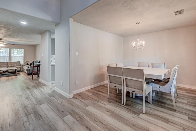 Building Photo - 191 N Vesper Bend Cir