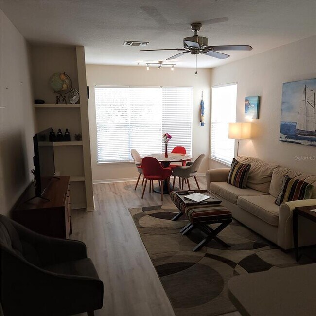 Building Photo - 8822 Dunes Ct