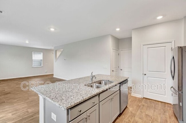 Building Photo - 575 Wayton Cir