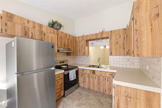 Building Photo - 7650 Forest Trail