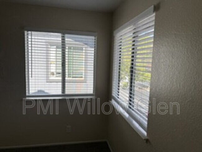 Building Photo - 7379 Tulare Hill Dr