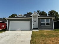 Building Photo - 207 Eagle Edge Dr