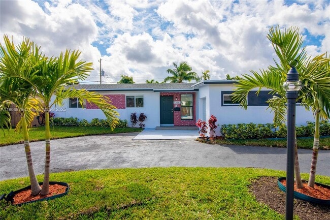 Primary Photo - 9310 SW 57th Terrace