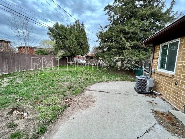 Building Photo - 2636 W 5750 S