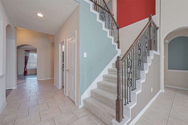 Building Photo - 7530 Newbury Trail