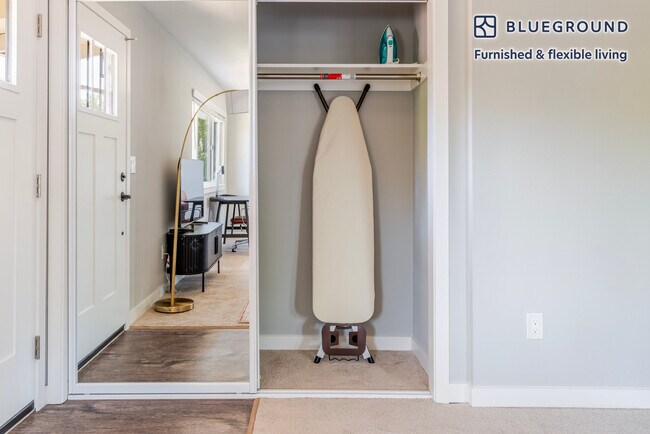 Building Photo - 747 Layne Ct