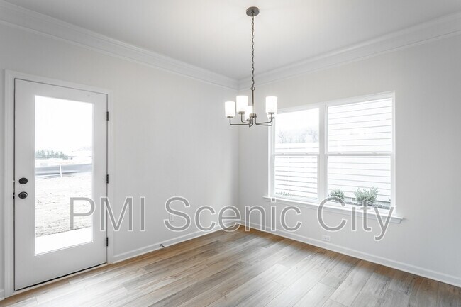 Building Photo - 9437 Cavalier Wy