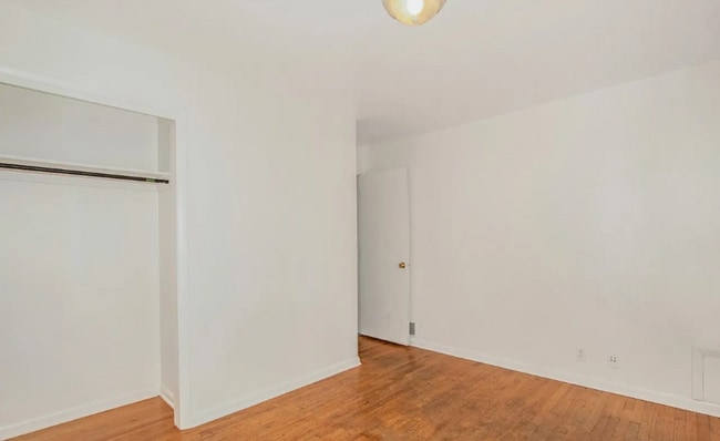 Building Photo - 1920 Springfield Dr