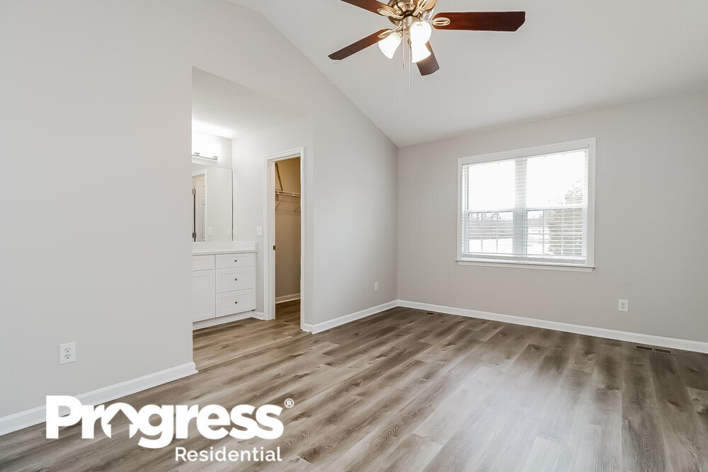 Building Photo - 944 S Philwood Ct