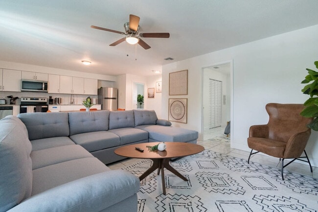 Building Photo - 505 Fillmore Ave