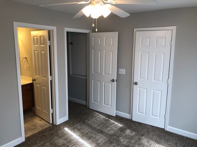 Building Photo - Nashville - 2 Bedroom Condo 2.5 Baths 37214