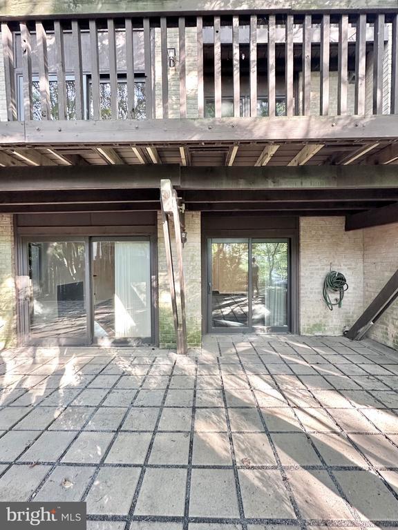 Building Photo - 2021 Lakebreeze Way