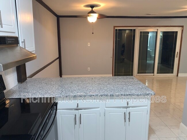 Building Photo - 4 Skipwith Green Cir